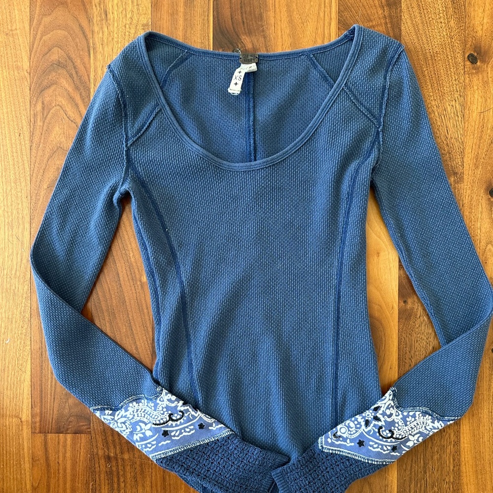 Free People thermal bandana trim sleeve waffle knit top.
